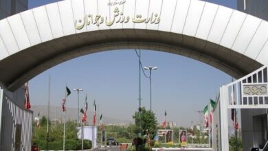عذرخواهی مدیرکل ورزش و جوانان فارس پس از حادثه ورزشگاه پارس + فیلم