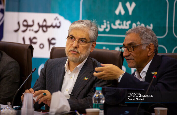 وجود ۱۸۰۰ مرکز دانشگاهی در کشور آزار دهنده است/ تعدد مراکز کیفیت را کاهش داده است
