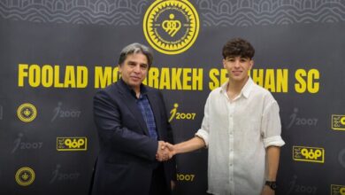 آریا شفیع‌دوست ۴ ساله با سپاهان تمدید کرد