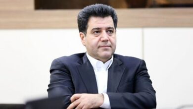 سلاح ورزی: اگر جرات دارید این بانک‌ها را هم منحل کنید+ عکس
