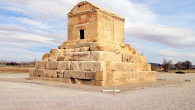 داخل آرامگاه کوروش را دیده اید؟ درون آرامگاه کوروش این شکلی است + تصاویر