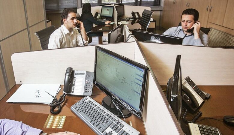 2 خبر مهم برای کارمندان: ساعت کاری کارکنان دولت کاهش پیدا نمیکند