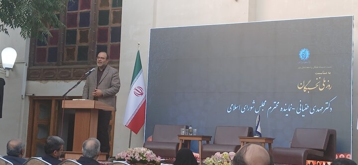 نخبگان سرمایه پایان ناپذیر کشور هستند