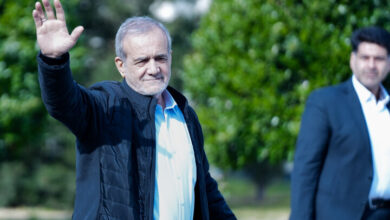 گفتگو پزشکیان با مهاجرانی