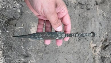 خنجری از عصر آهن