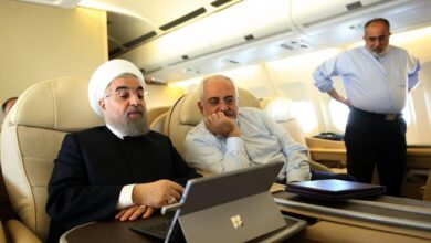 آشنا، روحانی و ظریف.jpg