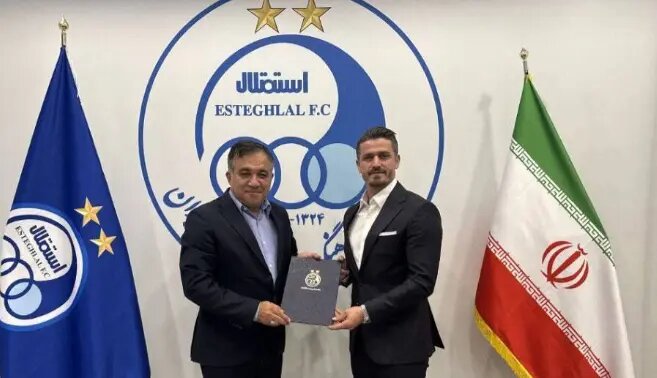 رونمايي استقلال از وريا