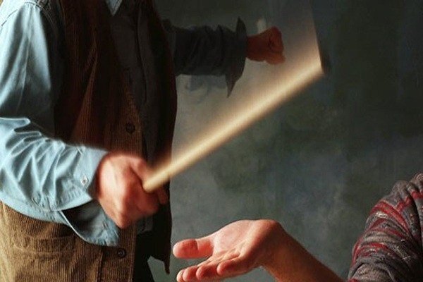 تنبیه دانش‌آموز