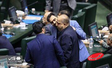 فهرست حامیان فیلترینگ که اینترنت سفید دارند؛ از مجری که گفت اوسکل نظام مقدس نیستم تا خانم طراح کلینیک ترک بی حجابی + اینفوگرافی