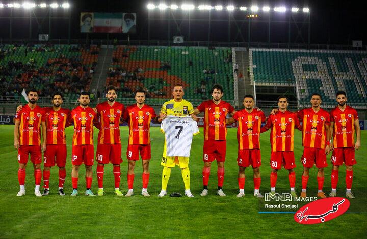 اعلام ترکیب فولاد مقابل استقلال