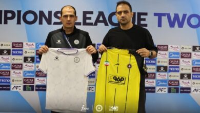 سپاهان با لباس زرد رنگ مقابل آخال ترکمنستان