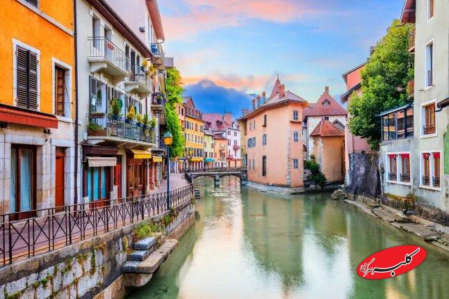 این شهر به ونیز فرانسه مشهور شد