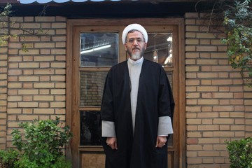 کنایه احمد مازنی به تهدید ترامپ علیه نیویورک ؛ سیاست تحریمها به داخل سرایت کرد؟