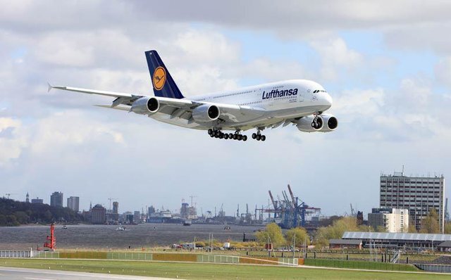 هواپیمایی لوفت‌هانزا