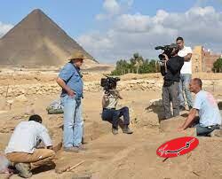 اسرار زیر گنبد تاریخ: