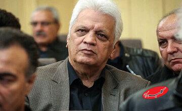 امیر حاجرضایی در سفر، کنار مسواک و لباس و ریشتراش، چه میبرد؟/ کارشناسِ پیشکسوت فوتبال به چه چیزی معتاد است؟