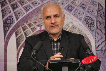 حسن عباسی مفسر قرآن شد: جنود حضرت جبرئیل تالیف قلوب کردند و «امت-امامت» شکل گرفت/ قلوب مردم به سمت ولی فقیه متحد شد