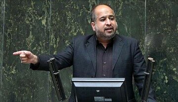 ادعاهای نماینده پایداریچی درباره رئیس شورای اطلاع رسانی دولت/ دامادش را با معدل ۱۲ به شرکت بازرگانی بینالمللی تأمین اجتماعی برده است