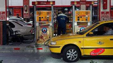 دست بسته دولت در تغییر قیمت بنزین/ قیمت واقعی بنزین چه رقمی است؟