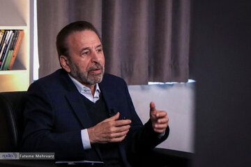 واعظی: بعد از جنگ۱۲ روزه گرانی‌ ها و شرایط نامطلوب اقتصادی کشور مردم را تحت فشار قرار داده است/ پرهیز از هرگونه تخریب و تفرقه نوعی دفاع ملی است