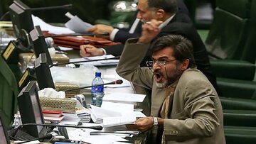 کوچکزاده مجلس را بهم ریخت/ حاجی بابایی: اگر تا ظهر هم داد بزنی من عصبانی نمیشوم