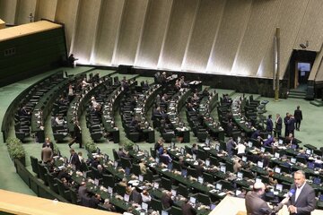 سردار کوثری: ارتباط ایران با چین و روسیه در راستای جلب منافع ملی است/ نماینده رشت: مسئولین کشور باید قدرشناس این ملت باشند