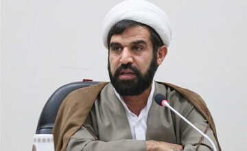 نماینده مشهد: دشمن با گلوله های ناهنجاری فرهنگی و جنگ نرم به میدان آمده است/ فرهنگ برای بسیاری از دستگاه ها یک دغدغه درجه چندم شده است