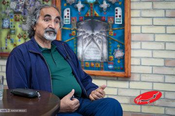 آزاد ارمکی: امیدوارم دوره بعد برای آقای پزشکیان وجود نداشته باشد/ اگر آقای جلیلی روی کار می آمد، همان روز اول مردم را به صلابه میکشیدند