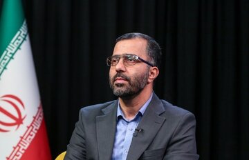 خط و نشان عضو هیات رییسه مجلس برای دولت پزشکیان؛  بدون تایید مجلس جق توافق با تلگرام را ندارید!