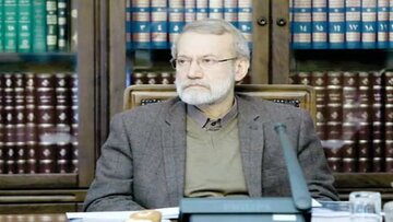 علی لاریجانی: خواستههای آمریکا پایان ندارد/  بعد از غنی سازی میگویند، برد موشکتان هم کم کنید/ کسی نمیگوید مذاکره نکنیم