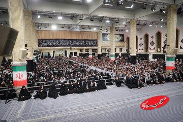 تصاویری از عزاداری در حسینیه امام خمینی/ پزشکیان و جلیلی هم حضور داشتند/ تیپ سردار قاآنی در این مراسم چگونه بود؟