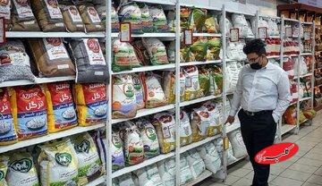 نوسان قیمت در بازار برنج وارداتی/ یک کیسه ۱۰ کیلویی برنج هندی چند شد؟ + جدول قیمت