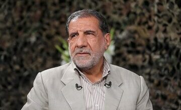 کوثری: ملت ایران در جنگ ۱۲ روزه نشان داد؛ شعار همچنان «مرگ بر آمریکا» است/ پزشکیان طرحی درباره حجاب که از منزلش قابل اجرا باشد به مجلس ارائه کند