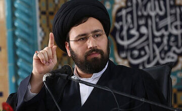 سیدعلی خمینی: سفارت آمریکا تسخیر نشده بود امروز موشک و انرژی هسته‌ای نداشتیم