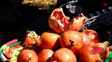 چرا بعد از خوردن انار سردرد میگیریم؟