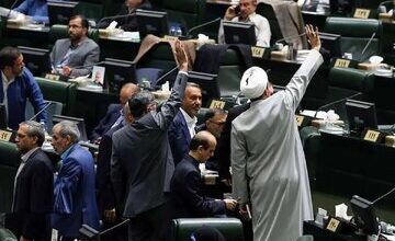 این مجلس واقعا عصاره فضائل ملت است؟/ نظارت استصوابی با خانه ملت چه کرد؟