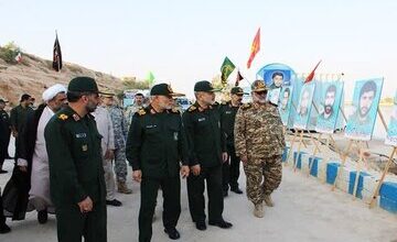 سردار وحیدی در بازدید از منطقه دوم ندسا؛ دشمن  جرات نمی کنند نگاه چپ به این آب و خاک بیندازند