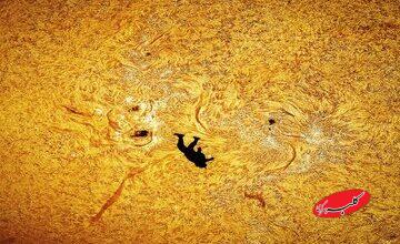 سقوط یک انسان روی خورشید / این عکس واقعی است