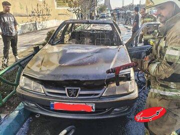 آتش‌سوزی یک خودرو در میدان آزادی