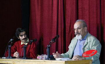 هر کس که در شبکه‌های اجتماعی حضور نداشته باشد، گویی قدرتی ندارد