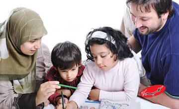 کپسول تربیتی؛ تبیین خانواده سالم در گام‌های روزانه ایمان، علم و محبت