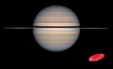 عکس روز ناسا از عبور قمرهای یخی از مقابل حلقههای زحل