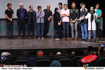 انتقاد روزنامه اصولگرا از ترویج بی حجابی در اختتامیه جشنواره فیلم نهال / دنبال فتح سنگر به سنگرند