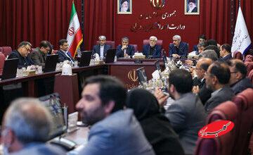 معاون اول رئیس جمهوری: تا چه زمانی می‌خواهیم تورم دورقمی داشته باشیم؟/ فرار مالیاتی دانه درشت ها را باید ریشه کن کرد