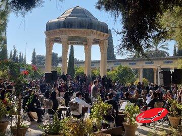 مهمانان جشنواره جهانی فیلم فجر به حافظیه رفتند