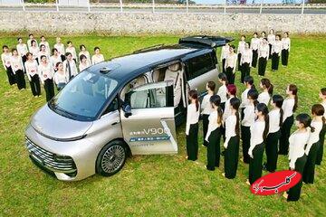 ۴۲ نفر در یک خودرو! / رکورد گینس شکست