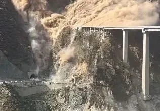 فرو ریختن پل