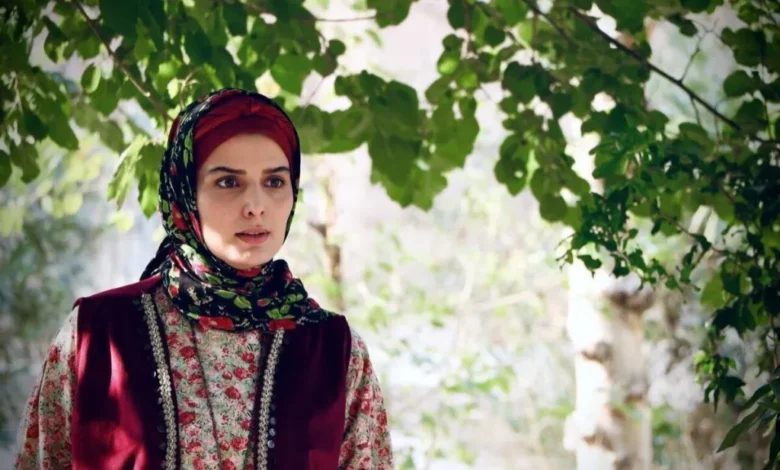 غزاله اکرمی بازیگر سوجان