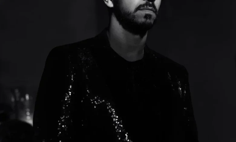 کامیار خواننده