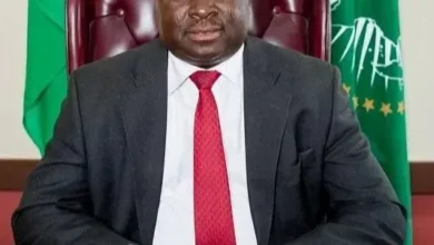 آدولف هیتلر اوونونا